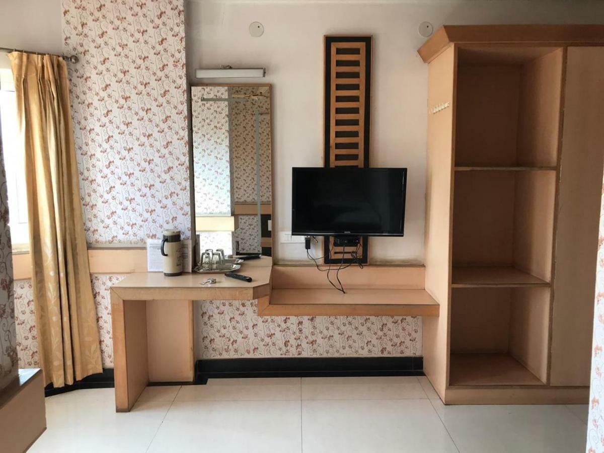 Bharati Lodge Hubli Luaran gambar